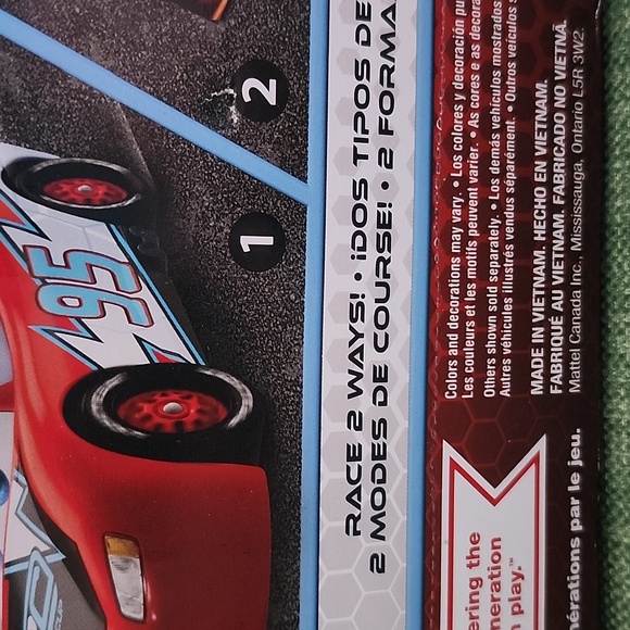 Disney Pixar Cars Drift & Race Lightning McQueen Toy Car - Picture 7 of 8